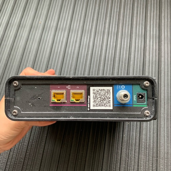 Arris surfboard modem router - Picture 9 of 12